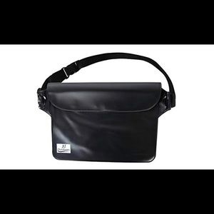 2 Vacation Beach Waterproof Fanny Packs